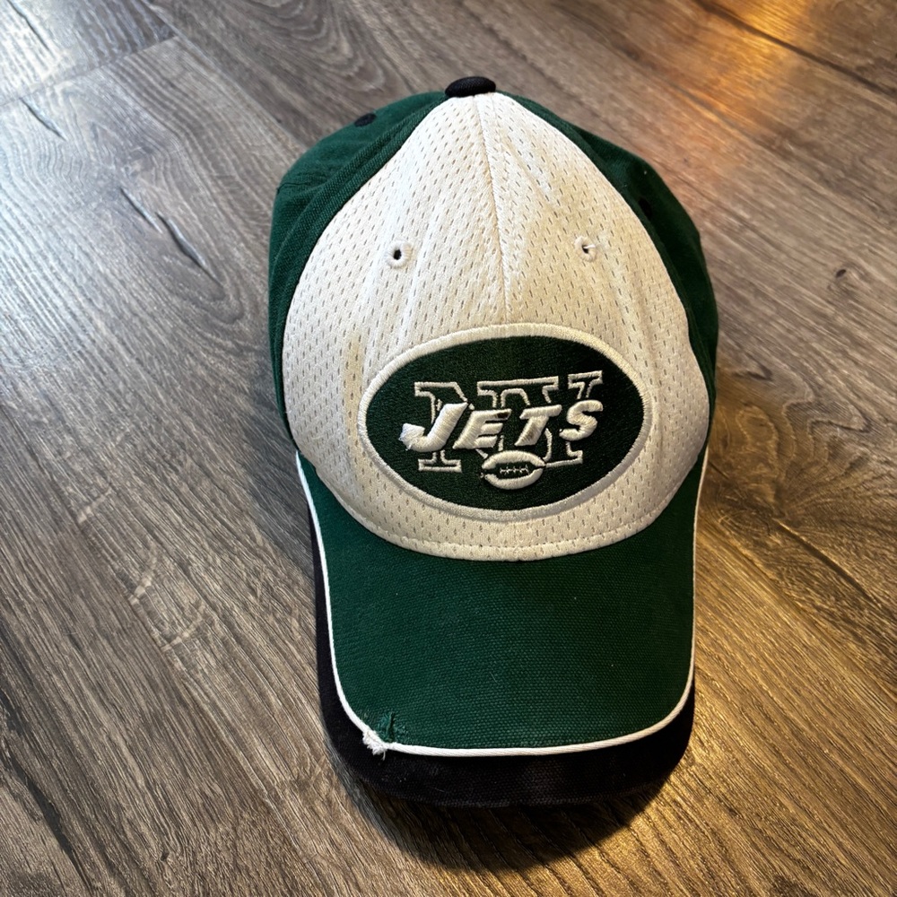 Jets Green and White Cap - Picture 1 of 7